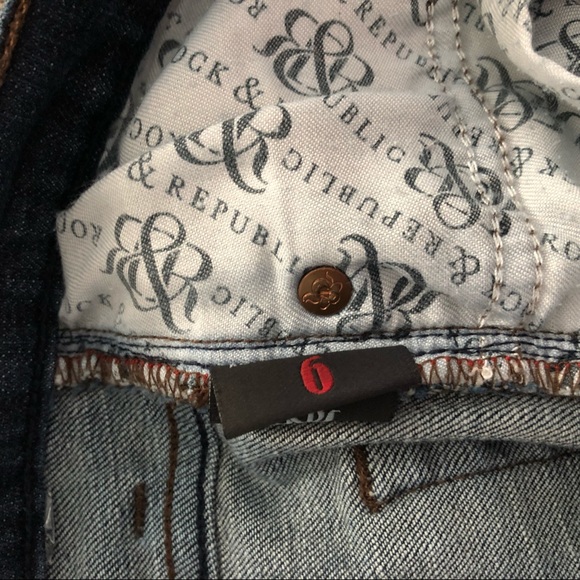 Rock & Republic Women's Dark Wash Jeans Size 6 - Picture 8 of 9